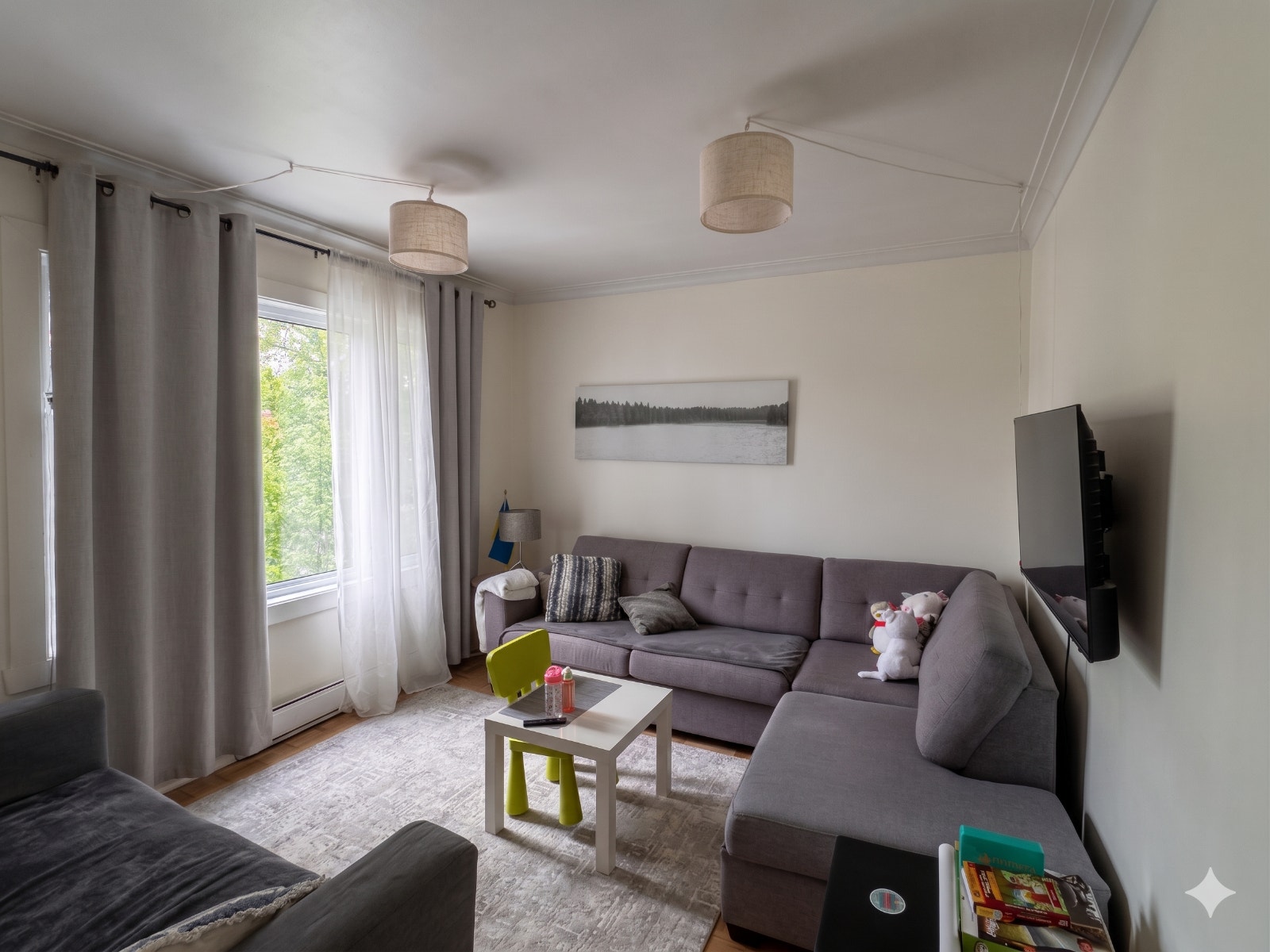 Dernier etage AC, electros, internet et storage inclus — photo 2