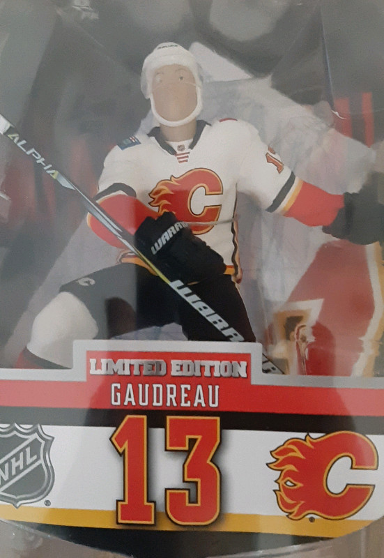 Johnny Gaudreau Calgary Flames Figurine Dragon dans Art et objets de collection  à Trois-Rivières - Image 2