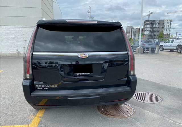 2017 CADILLAC ESCALADE LUXURY FULLY LOADED NAV PANO BLACK — photo 4