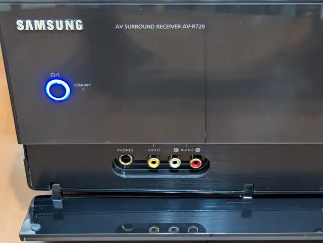 Stereo AV Surround Receiver Samsung AV-R720 HDMI With Remote in Stereo Systems & Home Theatre in Red Deer - Image 5