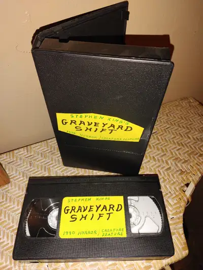 Vintage VHS tape... selling as a blank tape........... STEPHEN KING'S : GRAVEYARD SHIFT...1990 Horro...