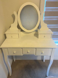 5 Drawer Vanity with Mirror
