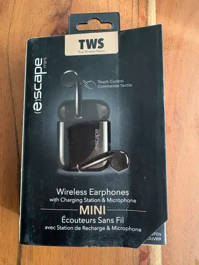 Escape mini Bluetooth earbuds. Charges with Apple iphone lightning plug. Black colour. Have one set...