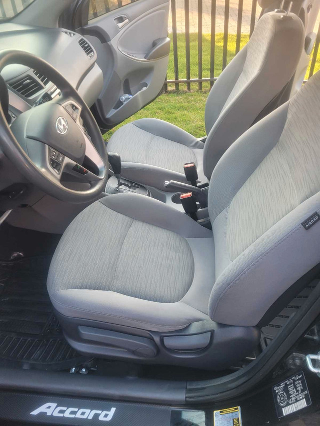 Hyundai accent 2017 in Cars & Trucks in Mississauga / Peel Region - Image 4