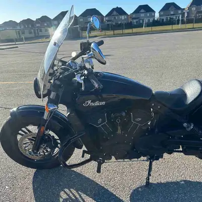 This is a fully loaded cruiser, equipped with premium original Indian accessories, offering both sty...