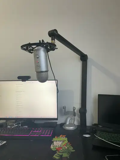 Selling a Blue Yeti USB Microphone with Blue Compass Broadcast Boom Arm. Perfect for podcasting, str...