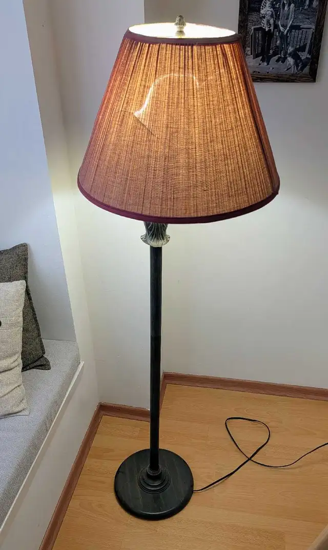 Floor Lamp with Pleated Shade in Indoor Lighting & Fans in City of Toronto - Image 10