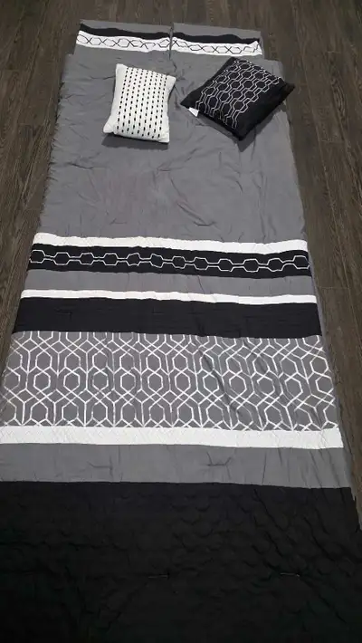 King Comforter Set, View more