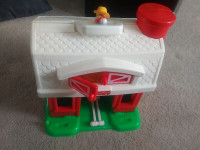 Fisher Price barn