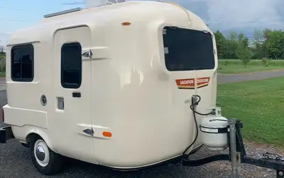* De 85$ à 110$/nuit– min 2 nuits | D’avril à octobre Envie de camping sans sacrifier ton confort ?...