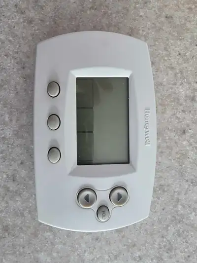 I'm selling a Honeywell programmable thermostat, model TH6110D1005, in used condition but fully func...