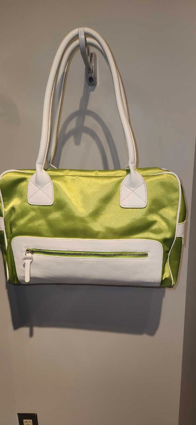 SAC À MAIN FOURRE-TOUT DE MARQUE DANIER in Women's - Bags & Wallets in Gatineau