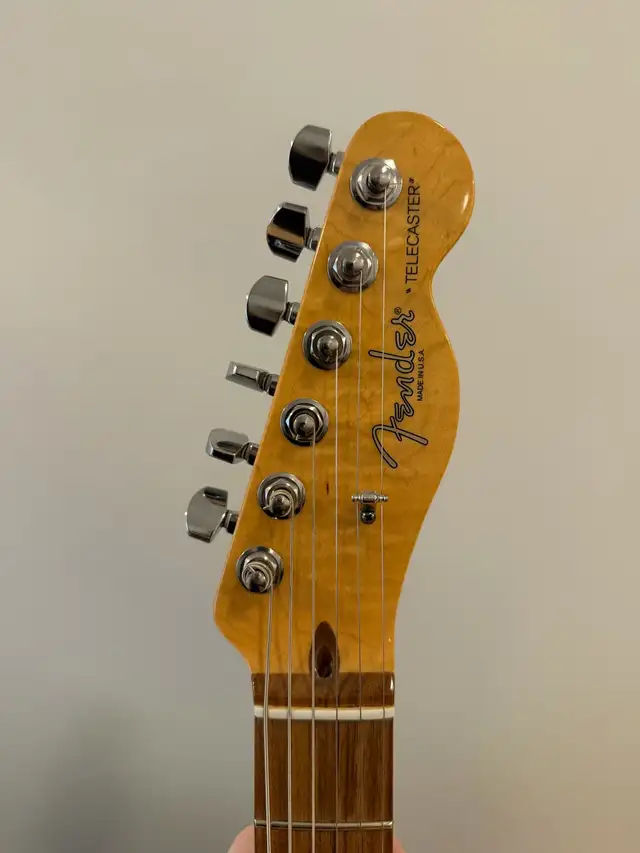 2016 Fender Limited Edition American Standard Telecaster in Guitars in Markham / York Region - Image 6