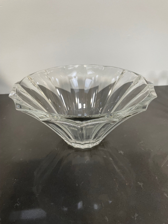 Vintage Crystal Bowls- beautiful holiday serve ware in Kitchen & Dining Wares in City of Toronto - Image 2