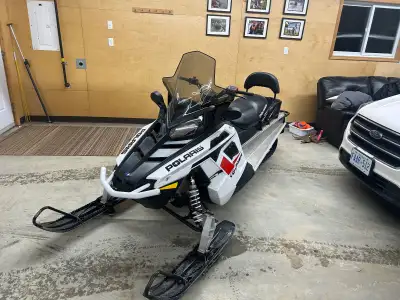 -electric start -2 up seat with heated grip for passenger -electric shield plug -original seat -Pola...