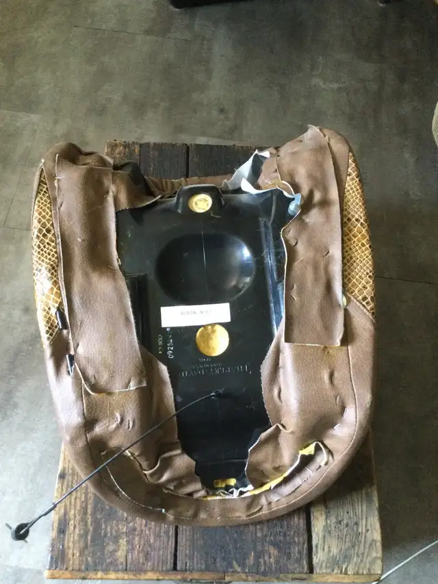 Siège  moto Harley  in Other in Longueuil / South Shore - Image 9