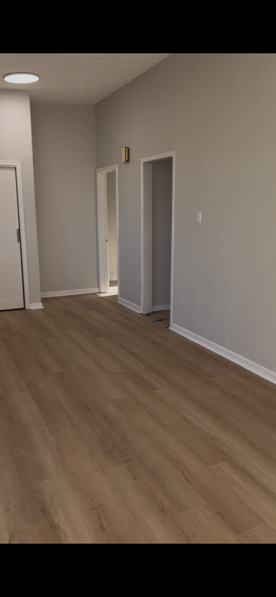 3 bedroom apartment with cathedral ceilings, big balcony, new flooring and fresh paint. One parking....