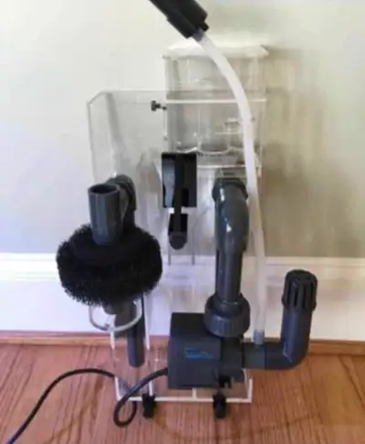 Reef octopus classic 100 hang on back skimmer. Bought the skimmer to setup a 40 gal reef tank, but c...