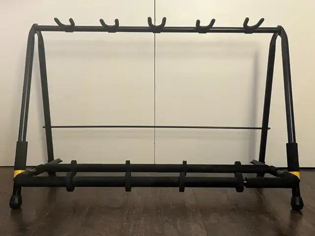 Hercules GS525B 5-Piece Guitar Display Rack — Like New in Guitars in City of Toronto - Image 3