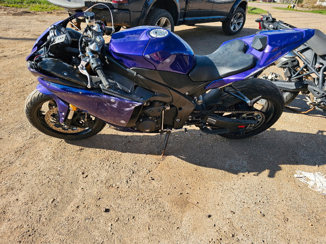 Parting out 2009 Yamaha R1 in Motorcycle Parts & Accessories in Moncton - Image 3