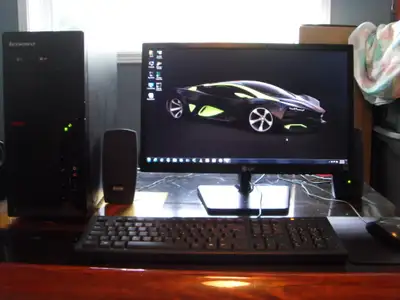 2.4 GHz Quad Core, 4 GB DDR3, Thinkcenter 9088ABB, View more