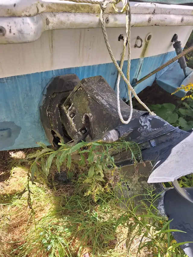 Old Bay liner boat in Powerboats & Motorboats in Cole Harbour - Image 5