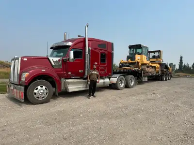 Need class 1 driver for step deck manual 18 speed more info please call 4036814546
