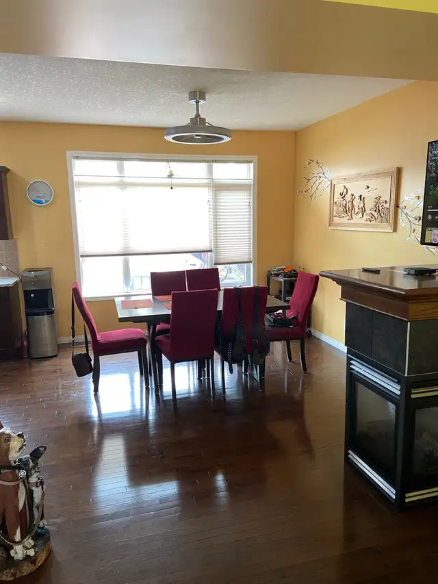 House For Sale in Houses for Sale in Calgary - Image 10