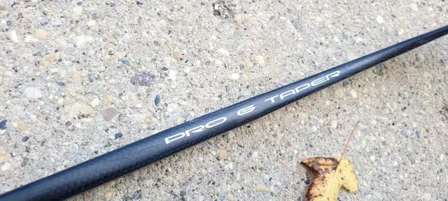 Graf Revolt Hockey Stick in Hockey in Winnipeg - Image 4