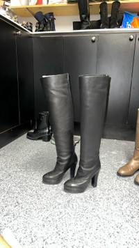 chanel boots 