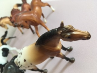 Breyer Horses 0:32 in Toys & Games in Peterborough - Image 4
