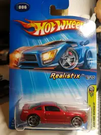 Hot wheels Ford Mustang GT Realistix red 2005 release 