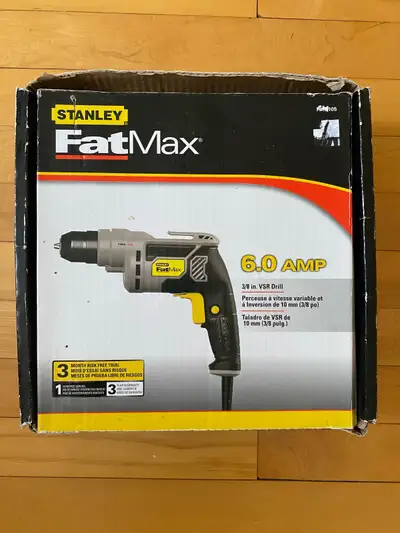 Perceuse électrique avec fil. 6 ampères, 2500 tours minute, 120 V. Idéale pour tout type se bricolag...