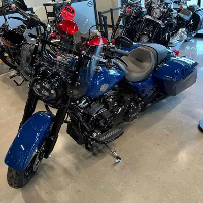 Lots of assorted Harley parts for sale. -Daymaker 7” headlight -10” ape hanger bars -Brand new front...