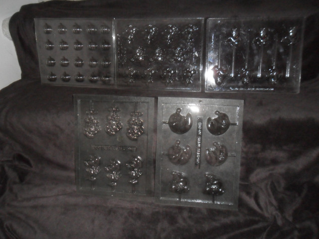 Chocolate/candy Molds. $6-$10 for lots of 5 molds. Lot # 1 is 5 in Holiday, Event & Seasonal in Saskatoon