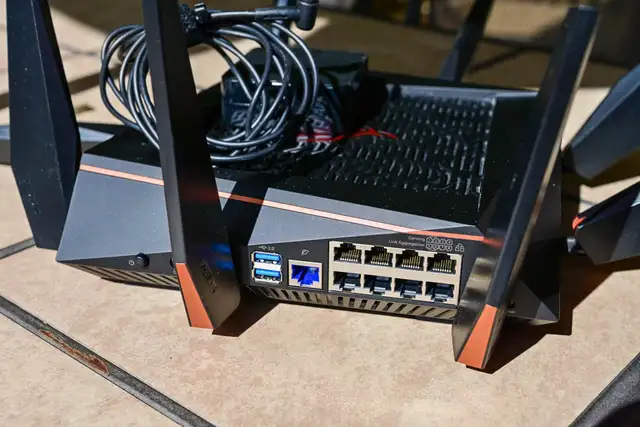 Asus ROG Rapture AC-5300 Tri-band Wireless Gaming Router in Networking in Cambridge - Image 3
