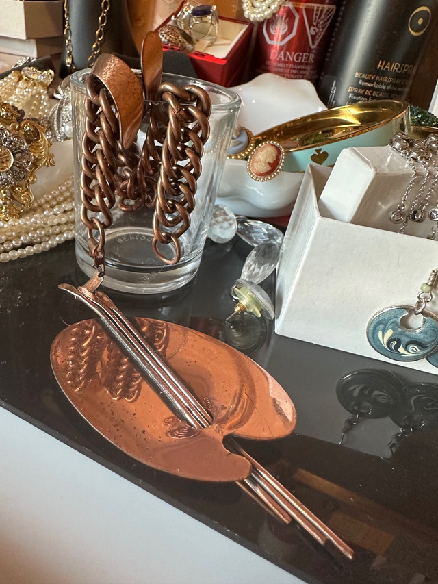 VINTAGE COPPER BROOCH  in Jewellery & Watches in Regina - Image 4