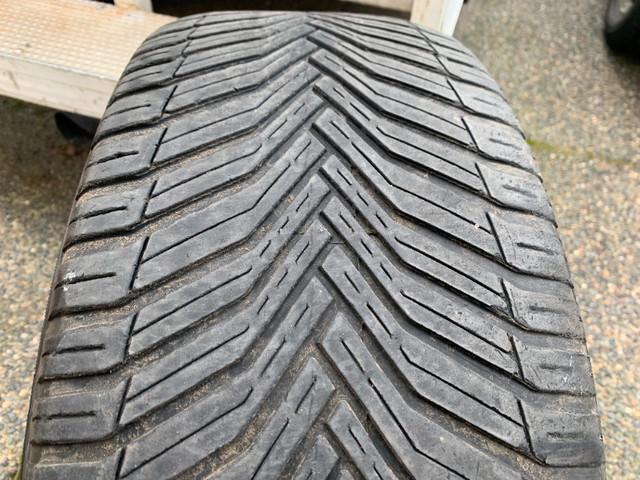1 x single 245/55/19 M+S Michelin Cross Climate 2 with 40% tread in Tires & Rims in Delta/Surrey/Langley - Image 3