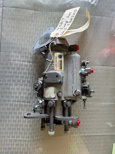 Brand new never installed 210 Cummins fuel pump. Bought as a spare. Got a new boat and no longer nee...