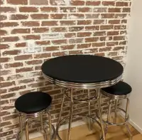 Retro looking bar  table and chairs 