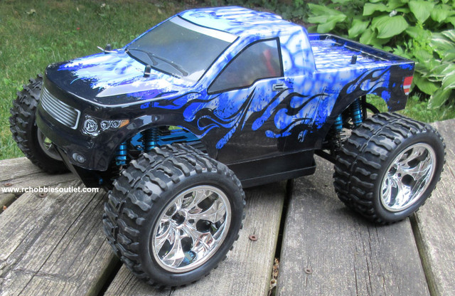 NEW RC MONSTER TRUCK  PRO BRUSHLESS ELECTRIC  1/10 Scale in Hobbies & Crafts in Moncton
