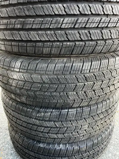 I'm selling a set of 5 x Michelin tires, size 245/75R17. These tires are in excellent (LIKE NEW) con...