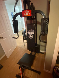 Gym machine/ machine muscul 