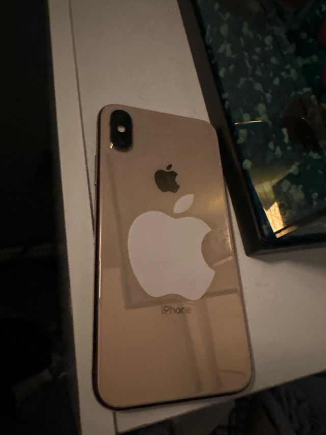 Selling iPhone XS  in General Electronics in Woodstock - Image 2