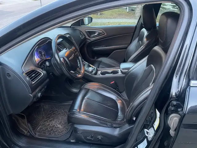 Chrysler 200C 2015 Black598688364956887041