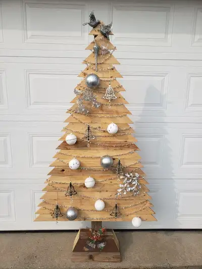 Gros Arbre décoratif, View more