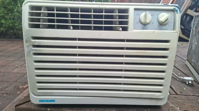 Air climatisé 5200 btu danby in Heaters, Humidifiers & Dehumidifiers in Laval / North Shore - Image 2