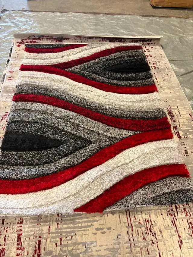 Turkish Area Rug – 4' x 5.6' in Rugs, Carpets & Runners in Ottawa - Image 4