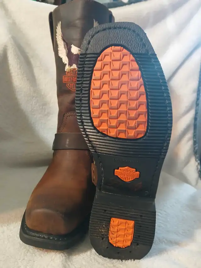 womens harleydavidson boots in Women's - Shoes in Peterborough - Image 4