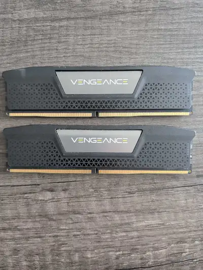 Corsair Vengeance DDR5 (2x16GB) RAM - Excellent Condition Te, View more